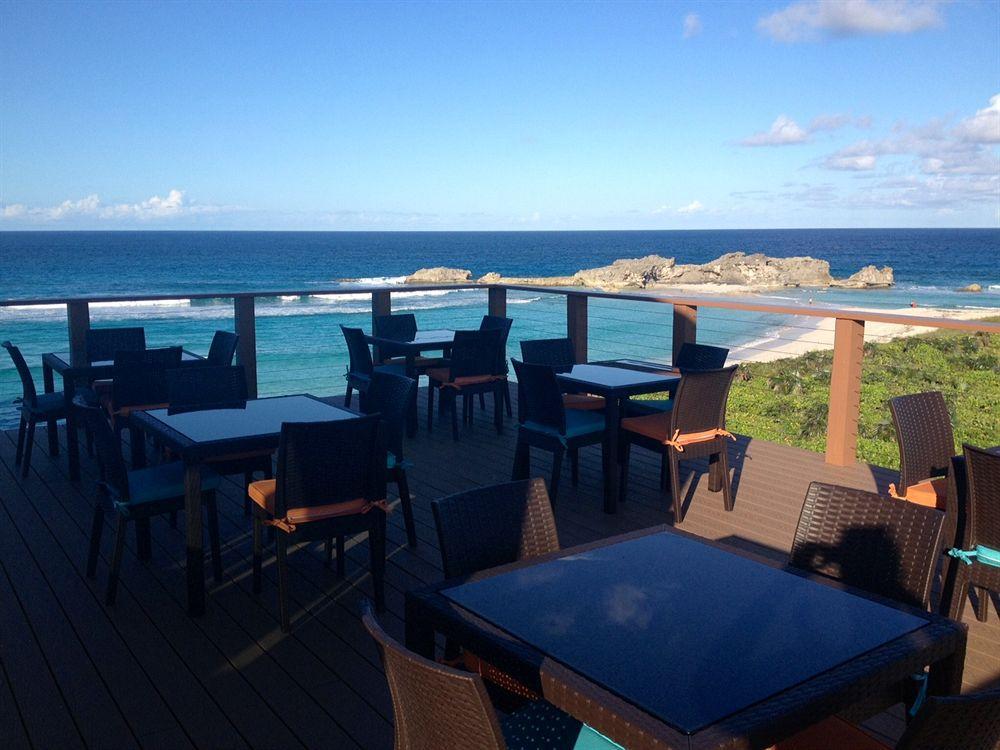 Blue Horizon Resort Conch Bar Exterior photo
